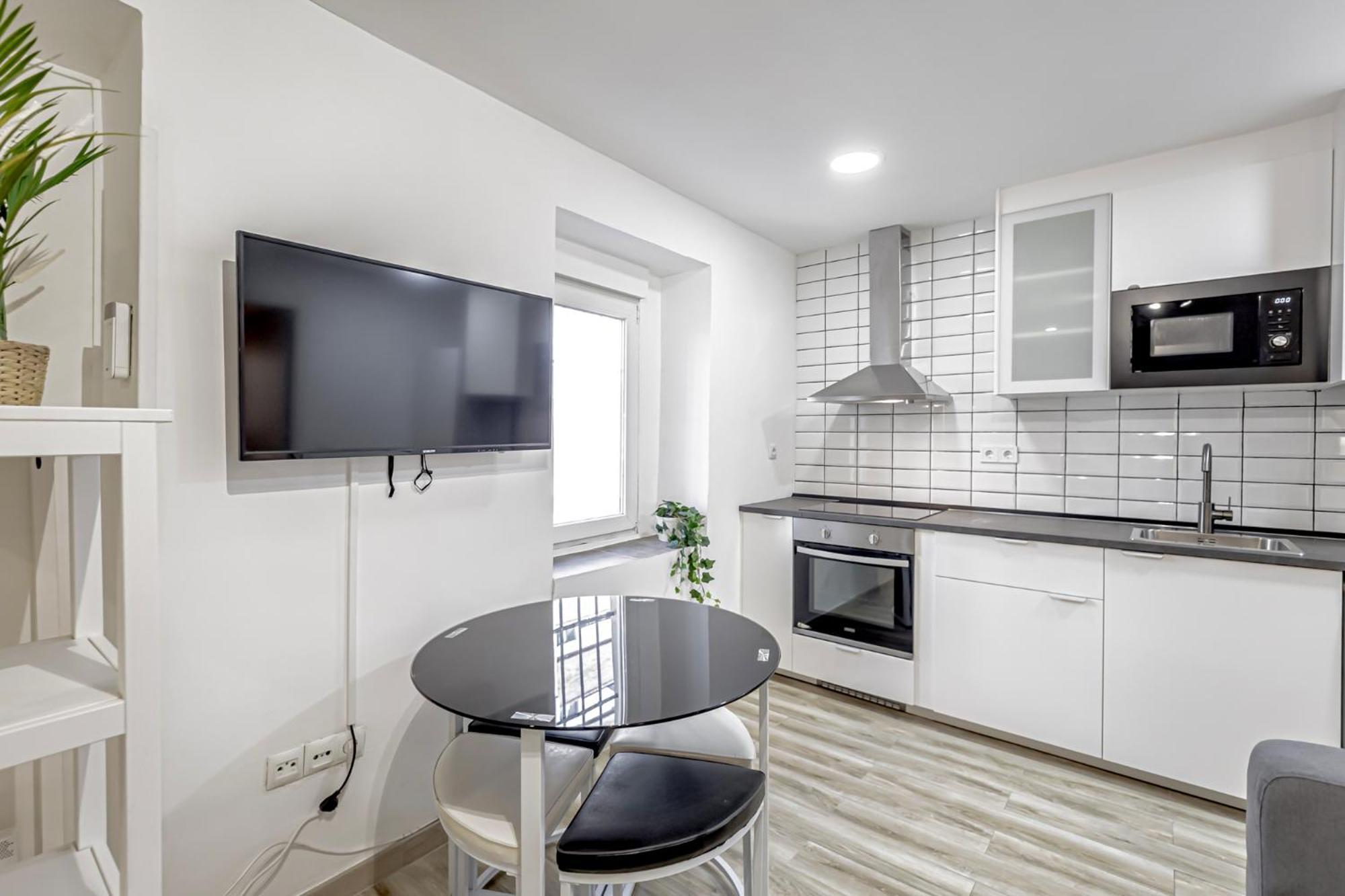 Apartamentos Pensamiento Madrid Exterior photo
